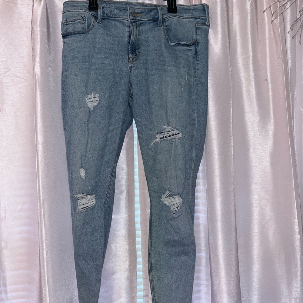 Medium wash old navy ripped jeans